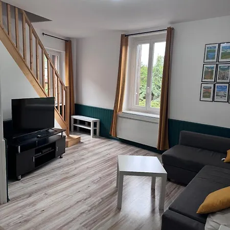 Apartment Petit Cocon Pres Des Grottes De